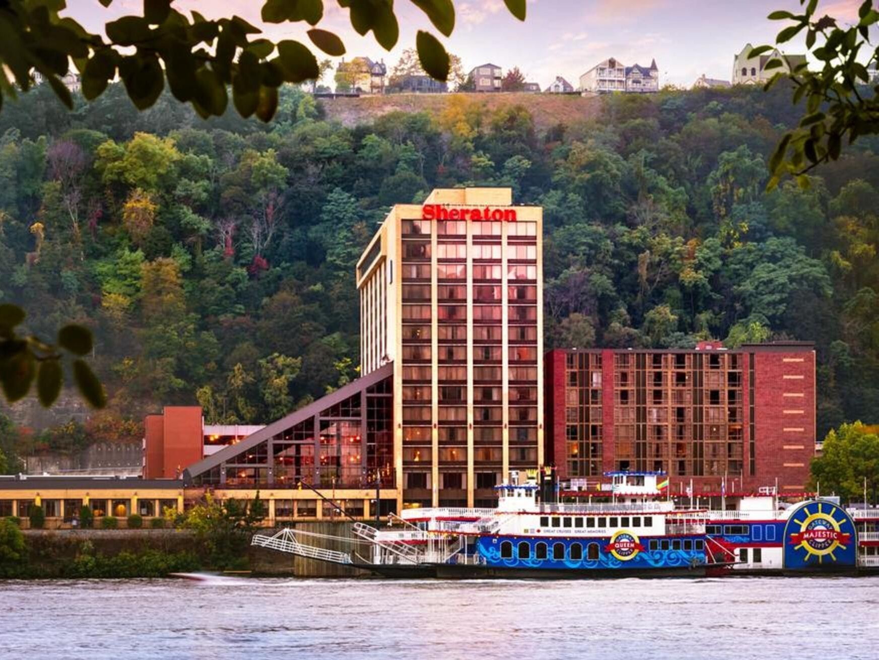 Picture of Sheraton Pittsburgh Hotel at Station Square