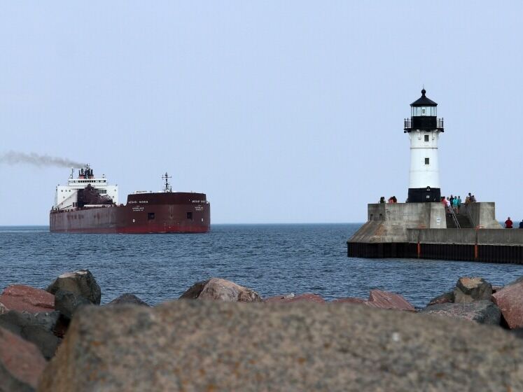 Picture of Shipwatching at Canal Park
