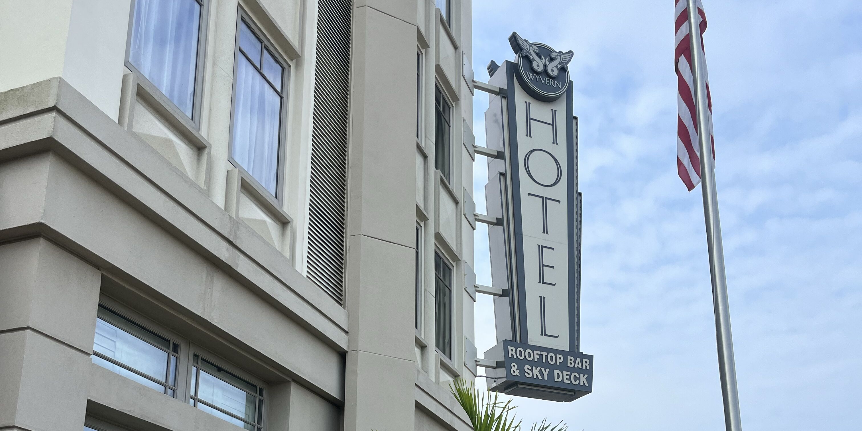 Picture of Wyvern Hotel