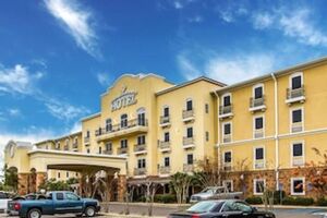 Picture of Evangeline Downs Hotel Ascend Hotel Collection