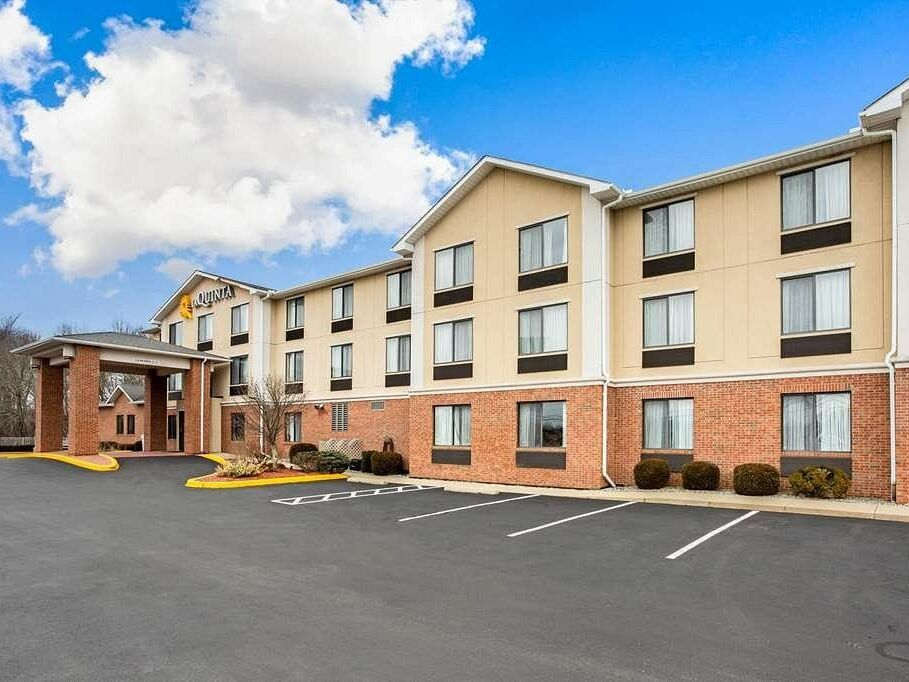 Picture of La Quinta Inn & Suites by Wyndham Norwich-Plainfield-Casino