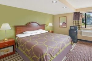 Picture of Super 8 by Wyndham Knoxville
