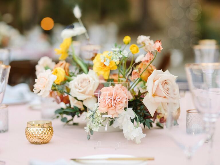 44 Wedding Table Decoration Ideas to Level Up Your Tablescape