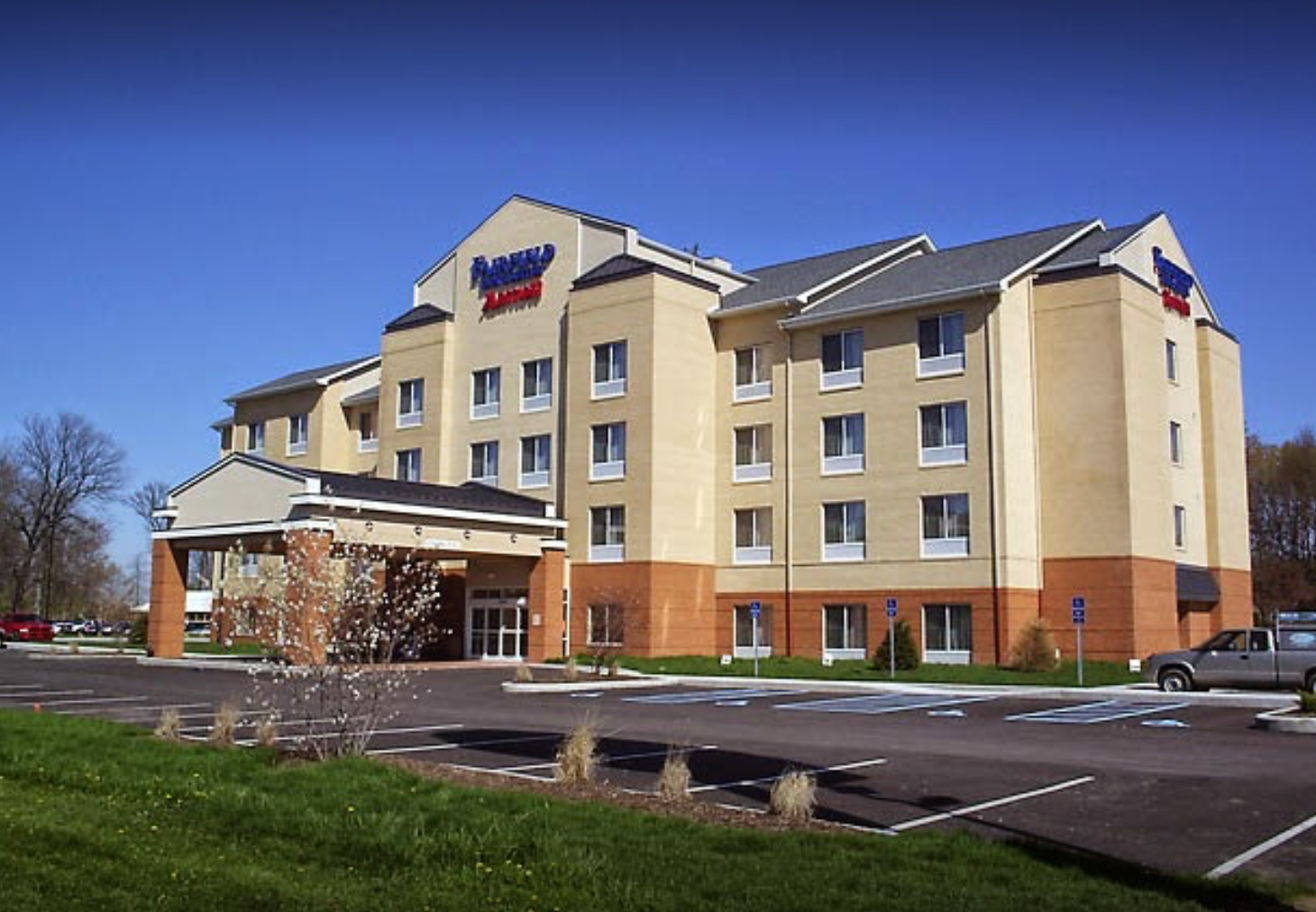Picture of Fairfield Inn & Suites by Marriott