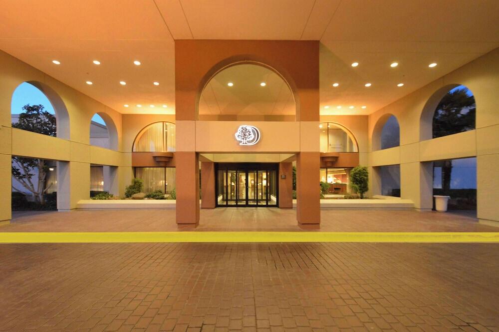 Picture of Doubletree by Hilton Newark - Fremont