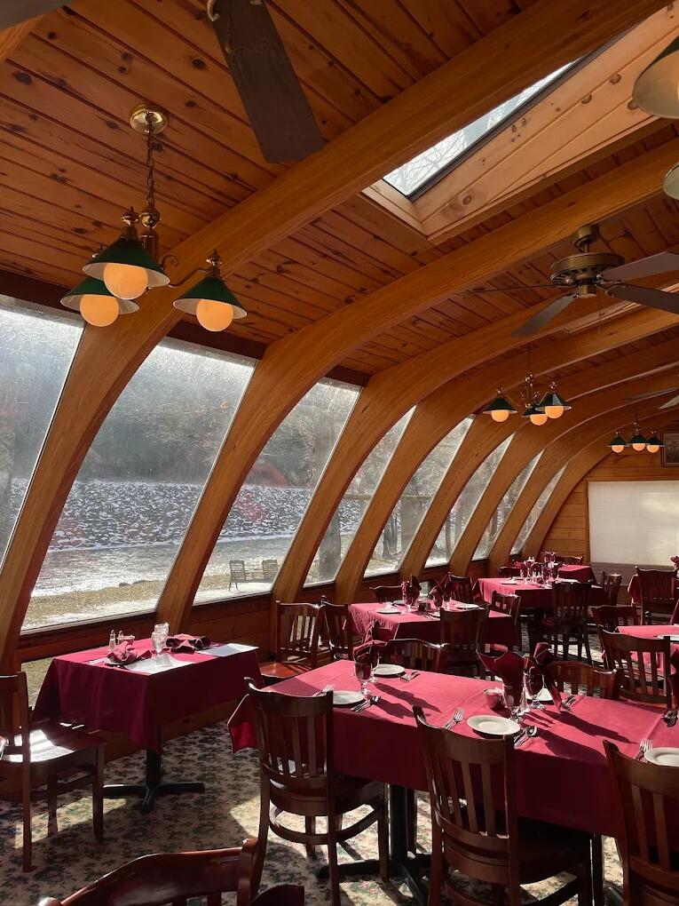 Picture of Riverside Cafe & Lodging