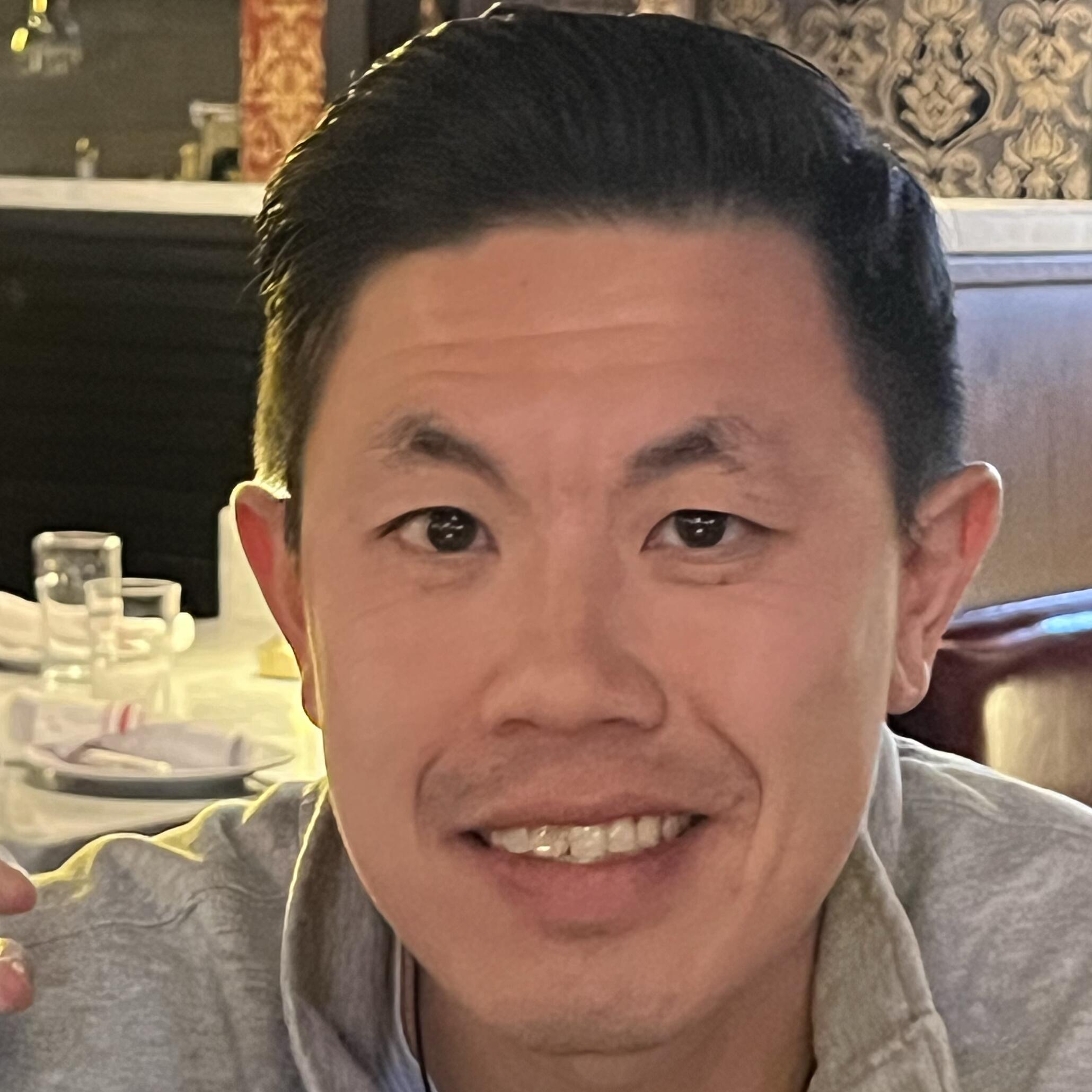 Alex Hong