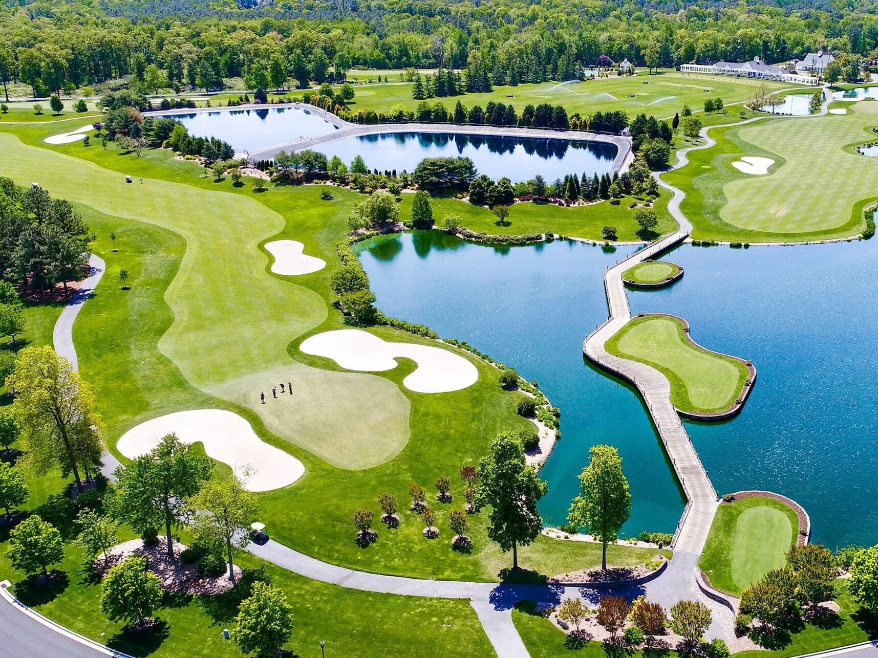 Picture of Baywood Greens Golf Course and Clubhouse