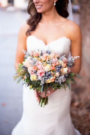 Pastel Rose and Hypericum Berry Bouquet