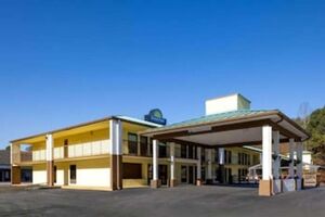 Picture of Days Inn by Wyndham Murphy