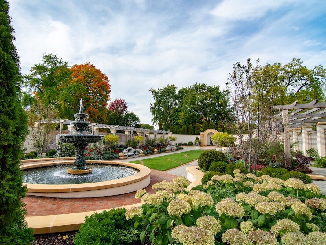 Picture of Paine Art Center and Gardens