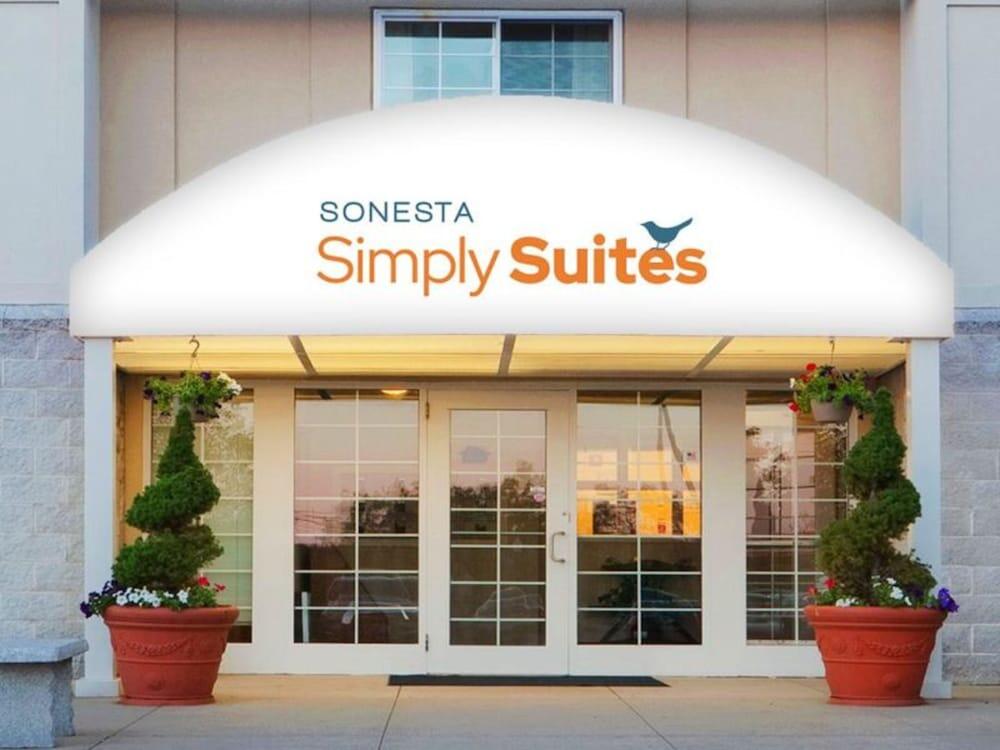 Picture of Sonesta Simply Suites Boston Burlington