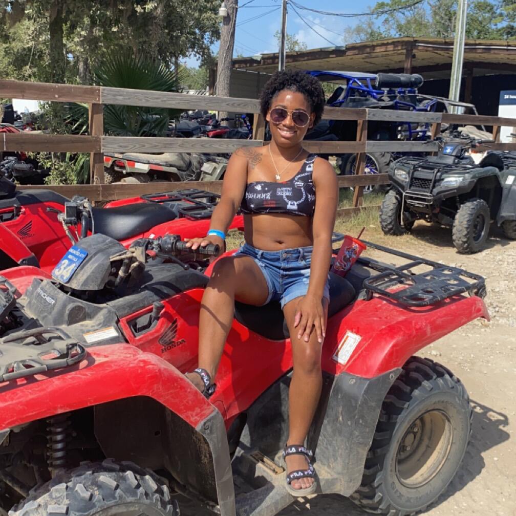 Rayveona Hawkins 