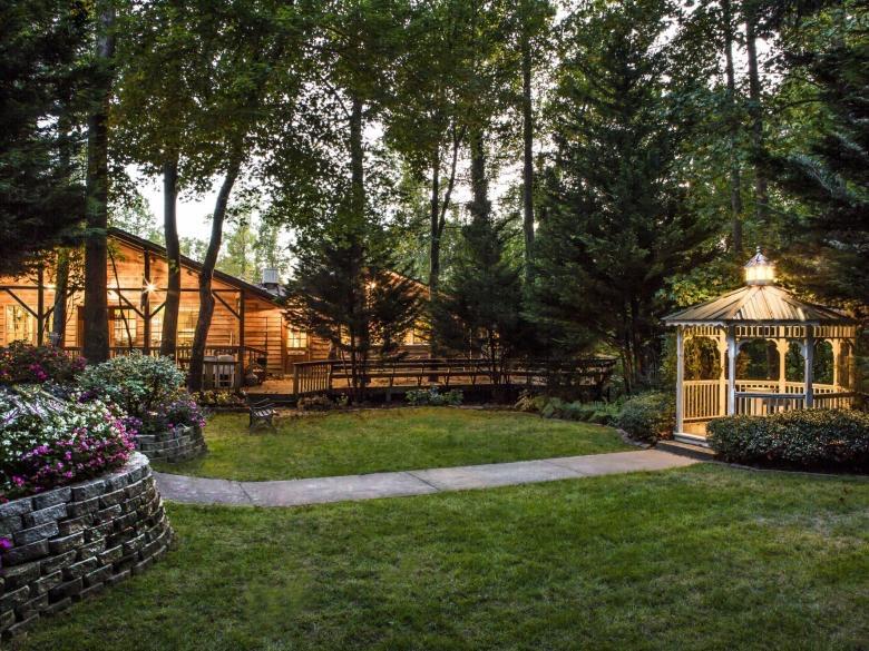 Picture of Forrest Hills Resort