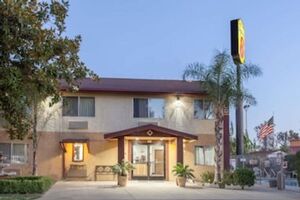 Picture of Super 8 by Wyndham Selma / Fresno Area