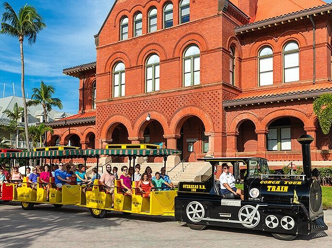 Picture of Bike, golf cart, conch train