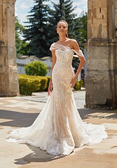 Val Stefani Kengsinton Mermaid Wedding Dress