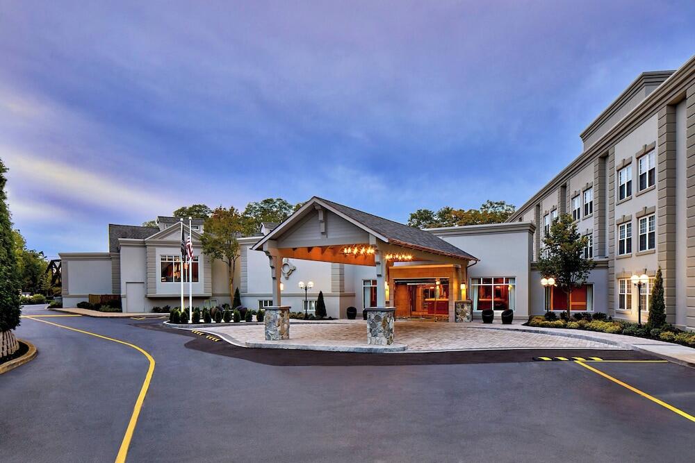 Picture of The Del Monte Lodge Renaissance Rochester Hotel & Spa