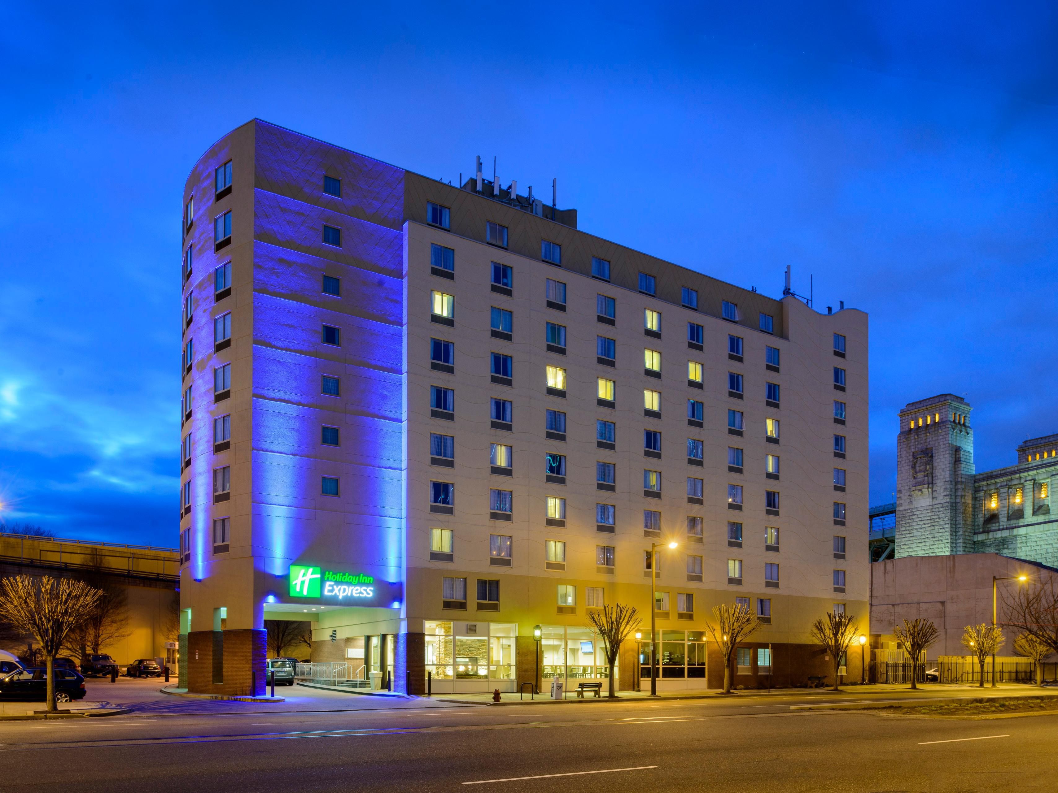Picture of *NOT ROOM BLOCKED* The Holiday Inn Express Penns Landing