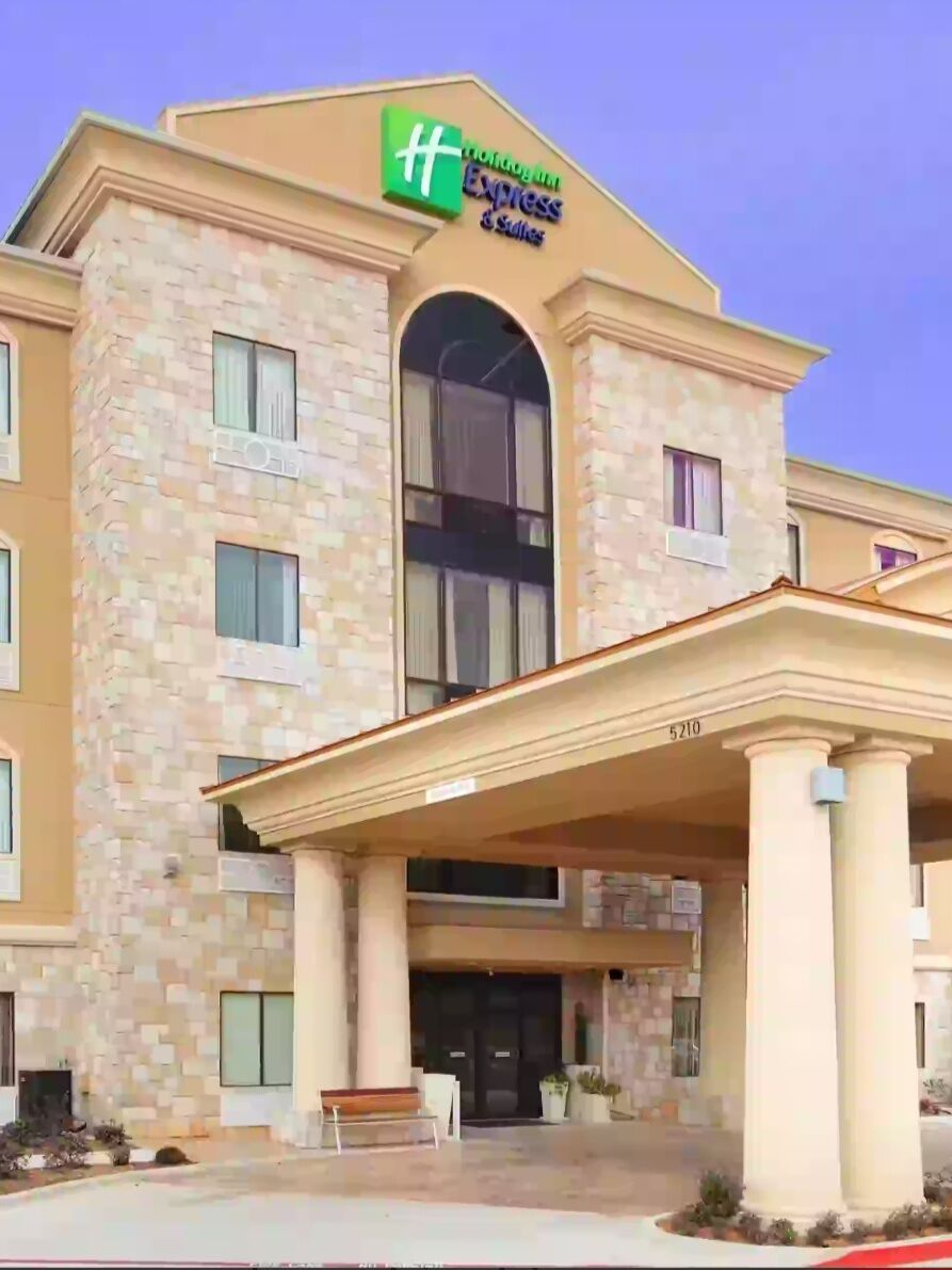 Picture of Holiday Inn Express & Suites New Boston, an IHG Hotel