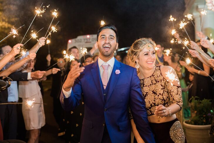 Arselie and Vikas made their grand exit amidst sparklers held by family and friends.
