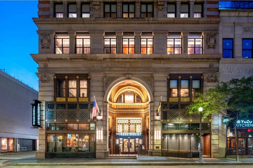 Picture of Industrialist Hotel