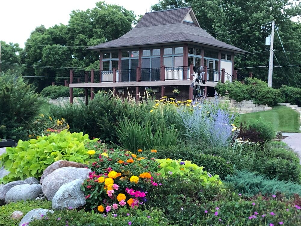 Picture of Central Gardens of North Iowa