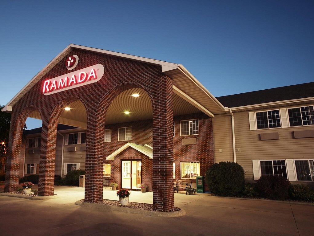 Picture of Ramada by Wyndham Spirit Lake/Okoboji