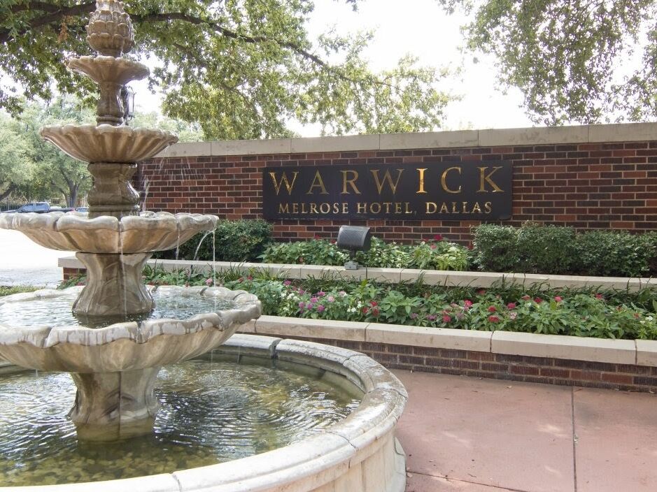 Picture of Warwick Melrose - Dallas