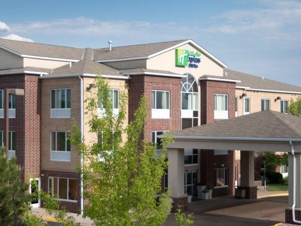 Picture of Holiday Inn Express & Suites Chanhassen by IHG