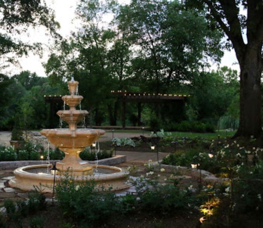 Picture of The Arbors Of Amory (Riverbirch)