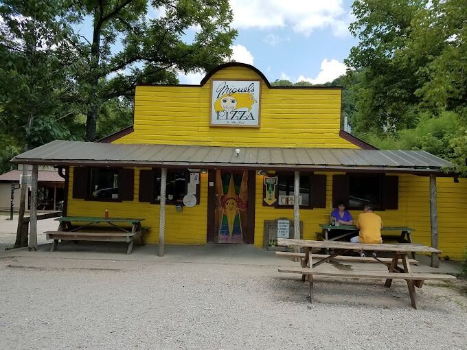 Picture of Miguels Pizza