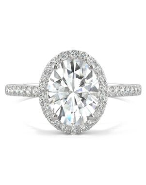 Forever One Moissanite Elegant Oval Cut Engagement Ring