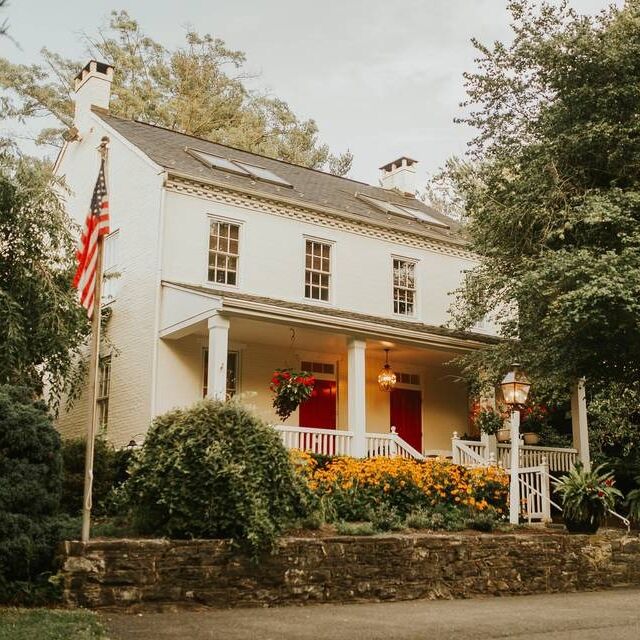 Picture of Riverdale Manor