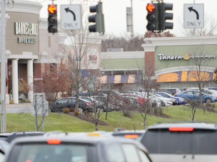 Picture of New Hartford Consumer Square