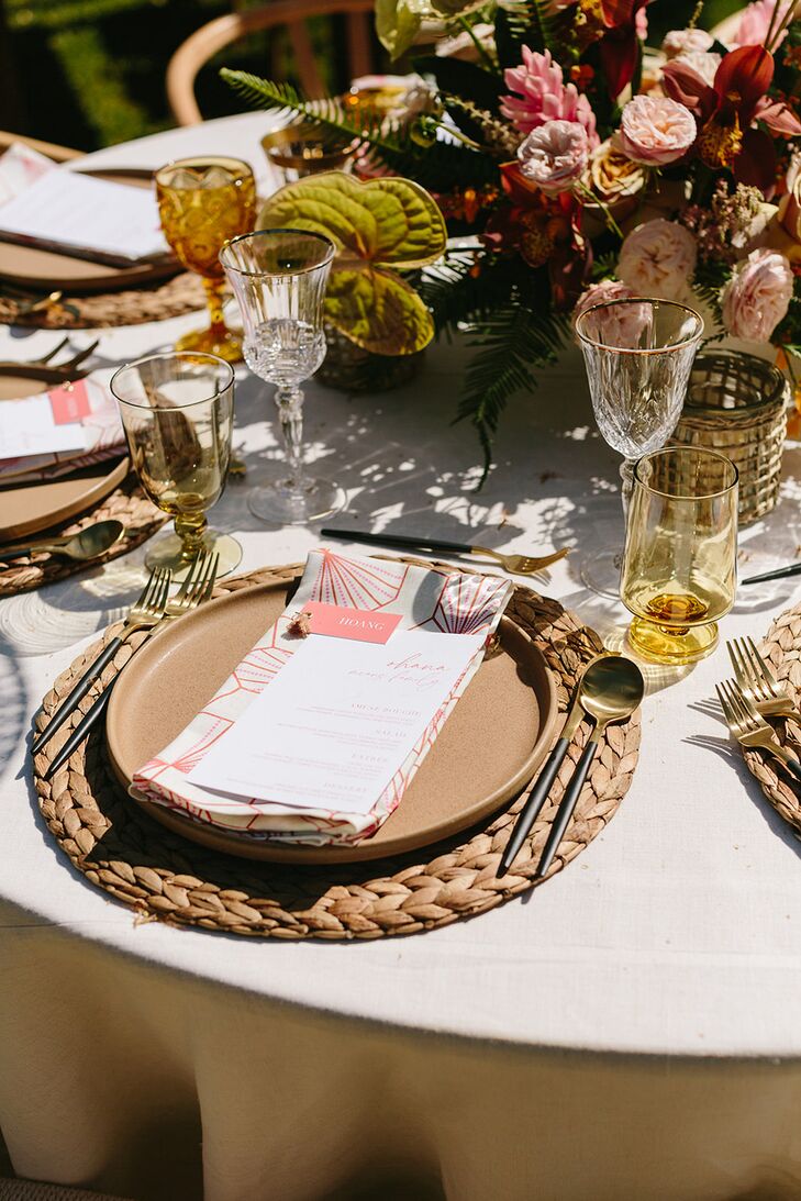 Hawaiian Wedding Place Setting, Woven Place Mat, Pink-White Menu, Colorful Centerpiece