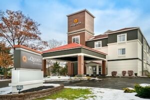 Picture of La Quinta Inn & Suites by Wyndham Latham Albany Airport