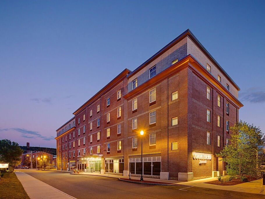Picture of Courtyard by Marriott Keene Downtown