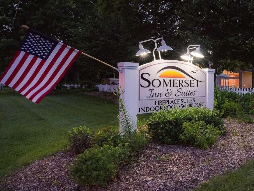 Picture of Somerset Inn & Suites