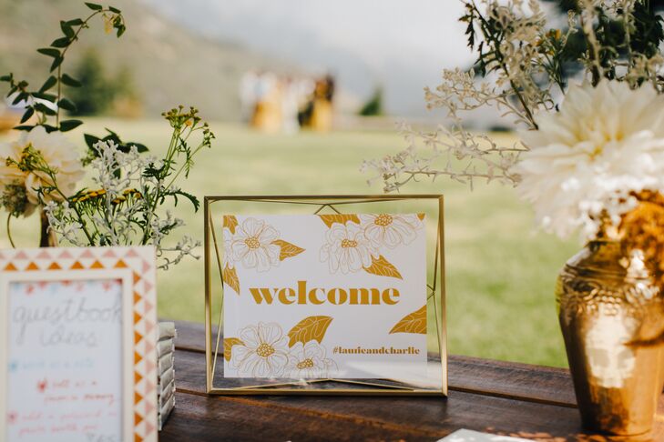 Printed Welcome Sign in Gold Frame