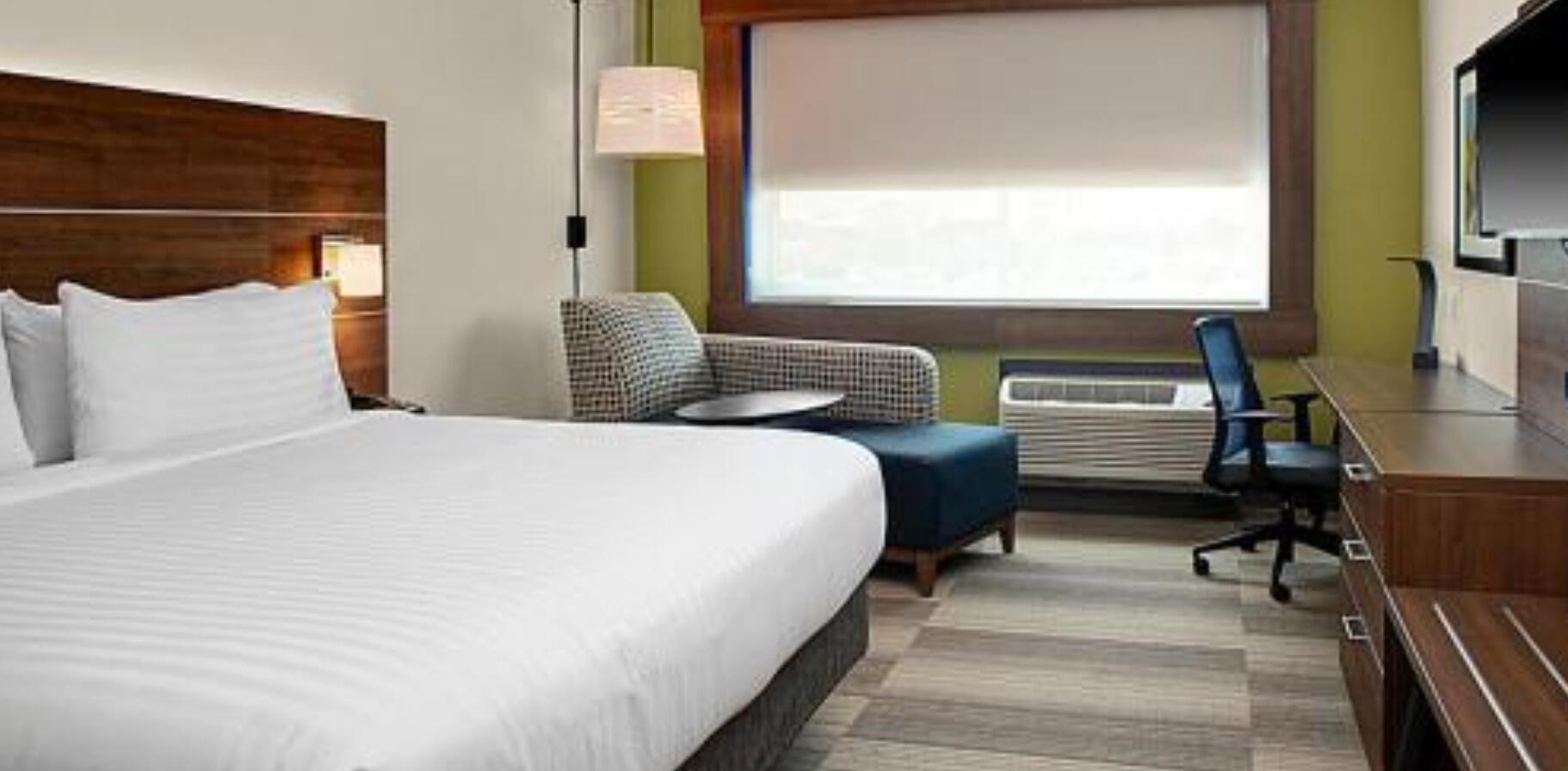 Picture of Holiday Inn Express Hotel &  Suites Fairfield North an IHG Hotel