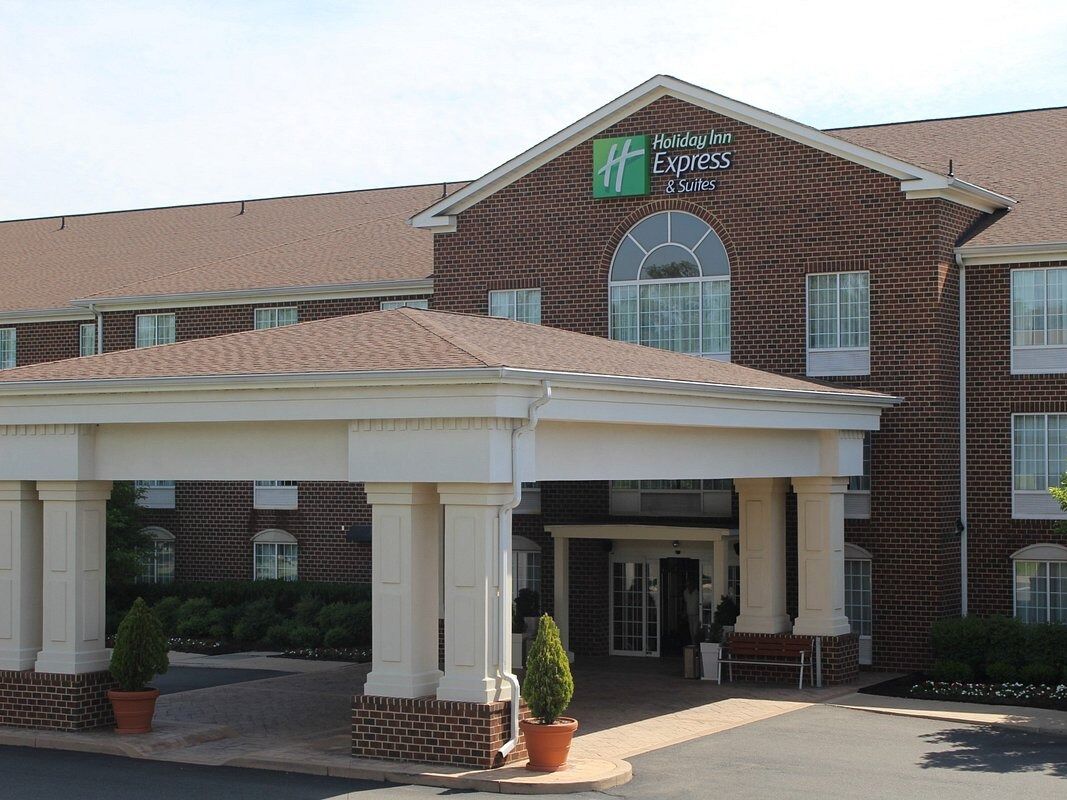 Picture of Holiday Inn Express & Suites