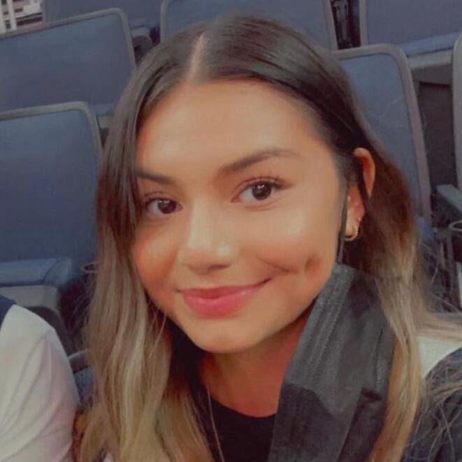 Amanda Sifuentes 