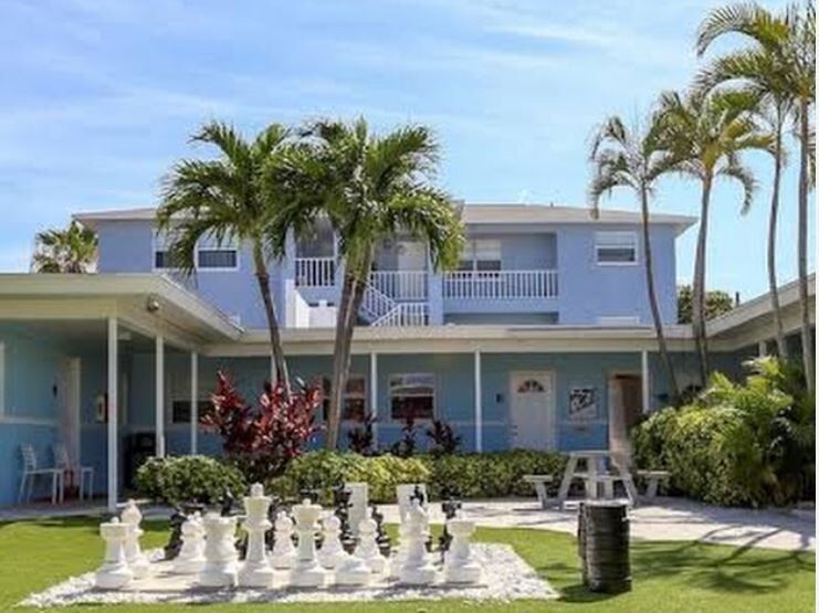 Picture of The Pearl Cabana Club