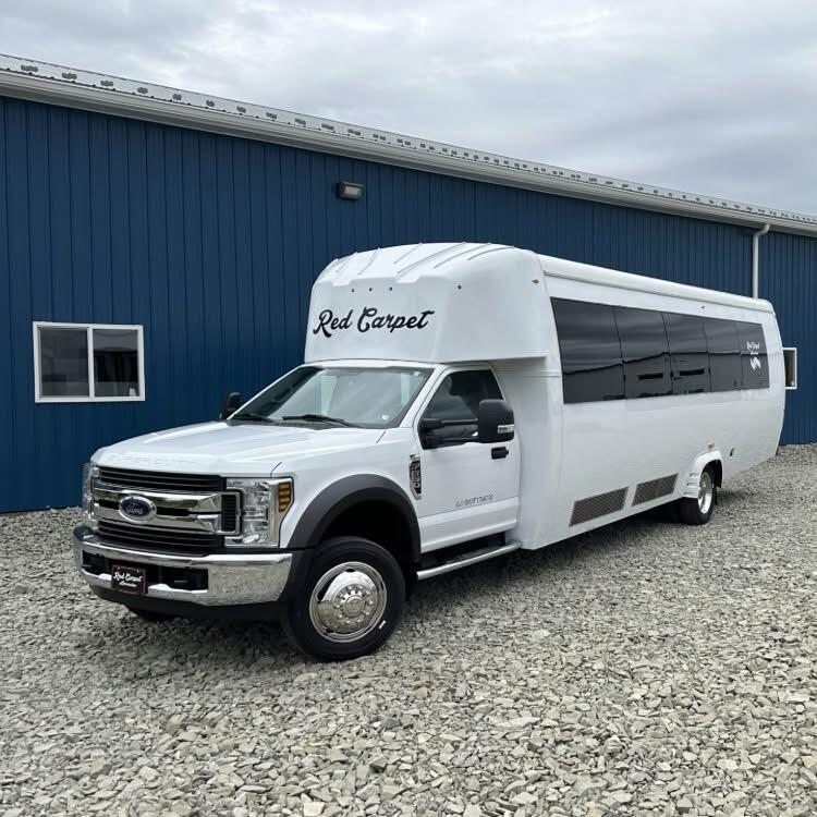 Picture of Red Carpet Limousine Service