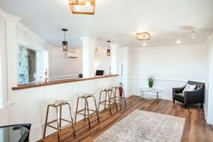 Picture of The Burrus House Inn Waterfront Suites