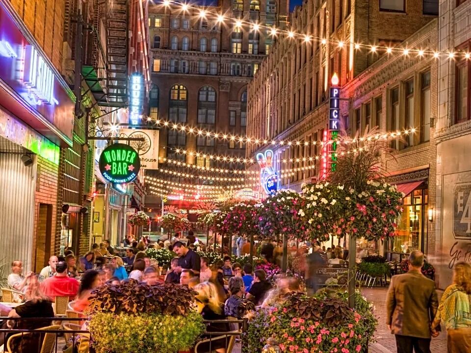 Picture of Grab a snack or a drink on East 4th Street