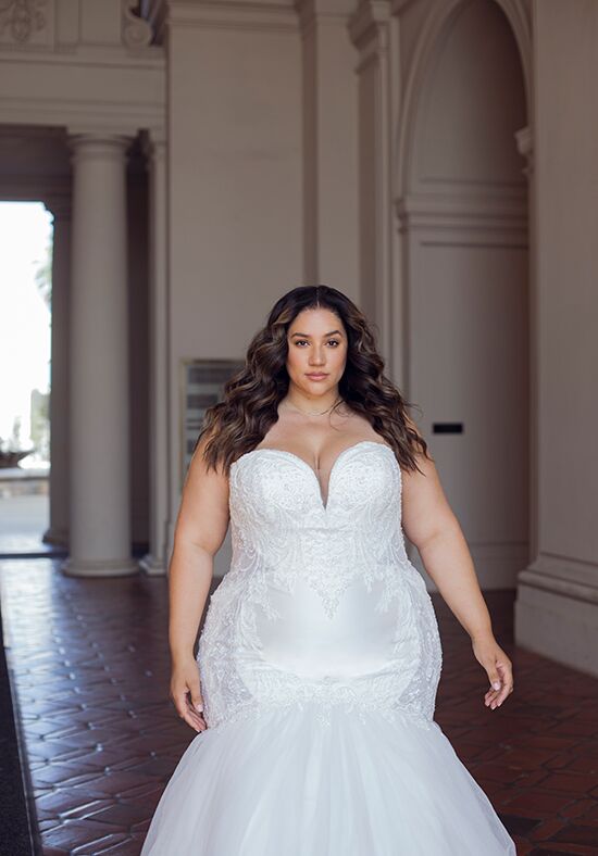 Essense of Australia D3600 plus Fit-and-Flare Wedding Dress - 1