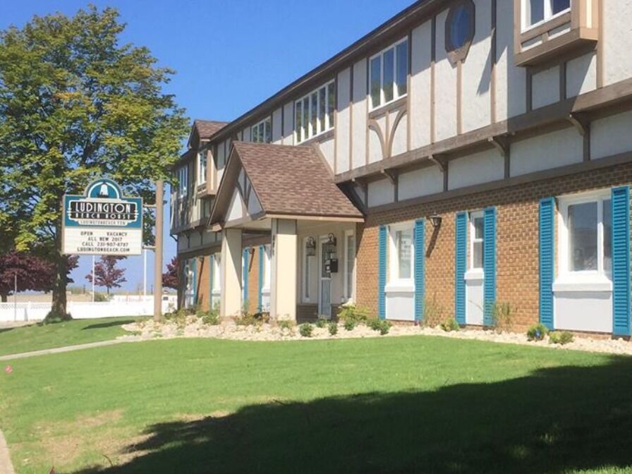 Picture of Ludington Beach House, Beachside