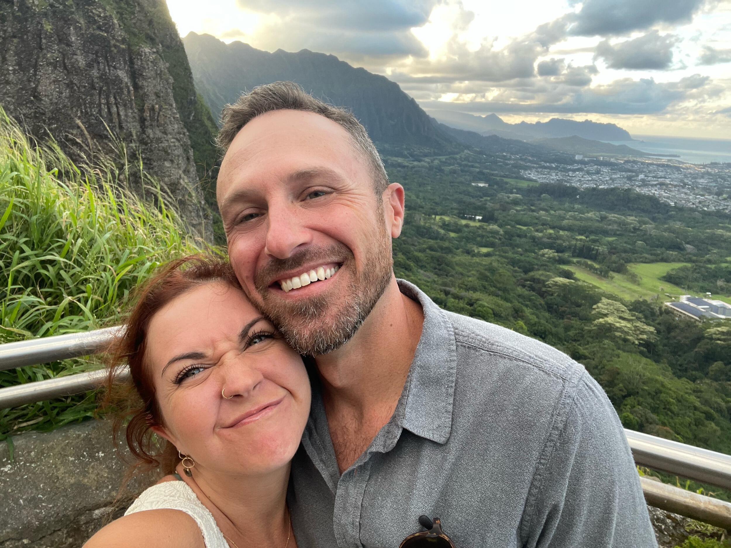 Collin's last day in Hawaii, helping Jess' prep for an impending move to Colorado!